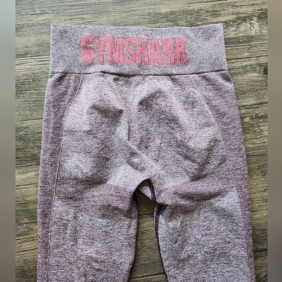 Gymshark Heather Pink Compression Athletic Leggings - Picture 2 of 3